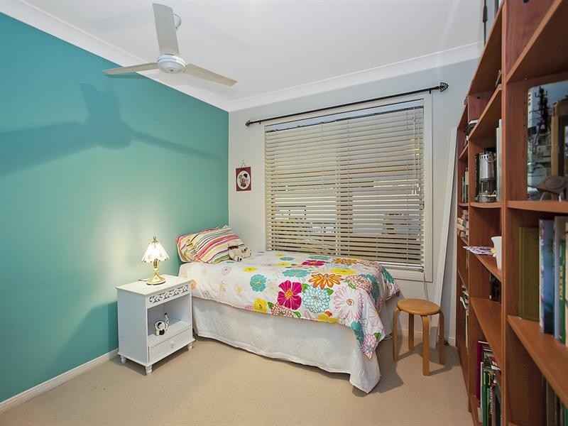 7 Nyoka Court, Elanora QLD 4221