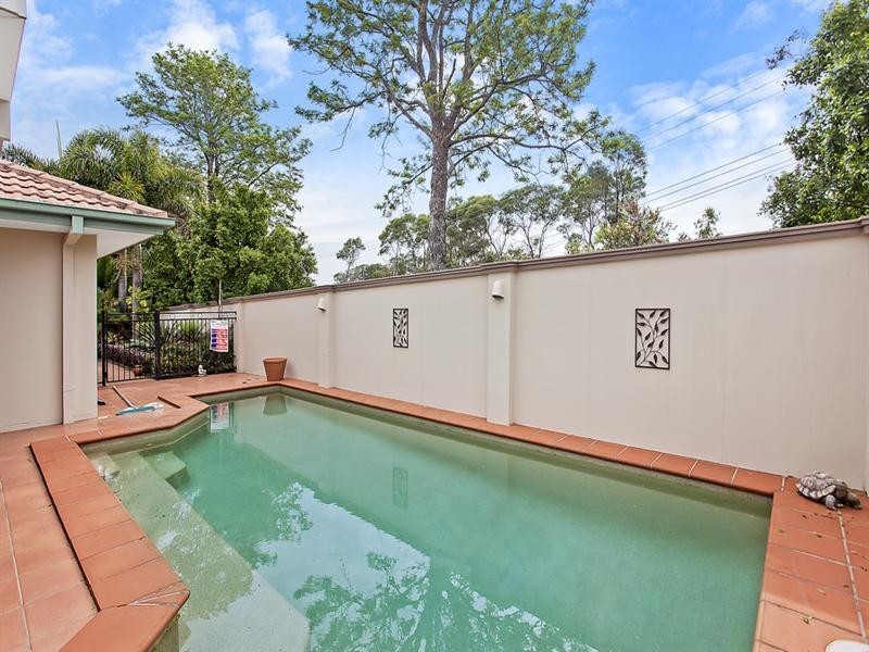 7 Nyoka Court, Elanora QLD 4221