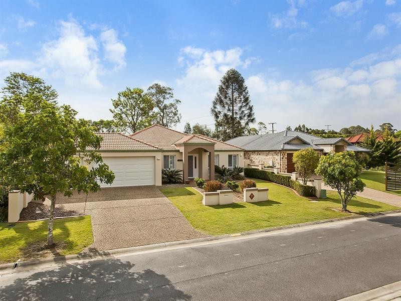 7 Nyoka Court, Elanora QLD 4221