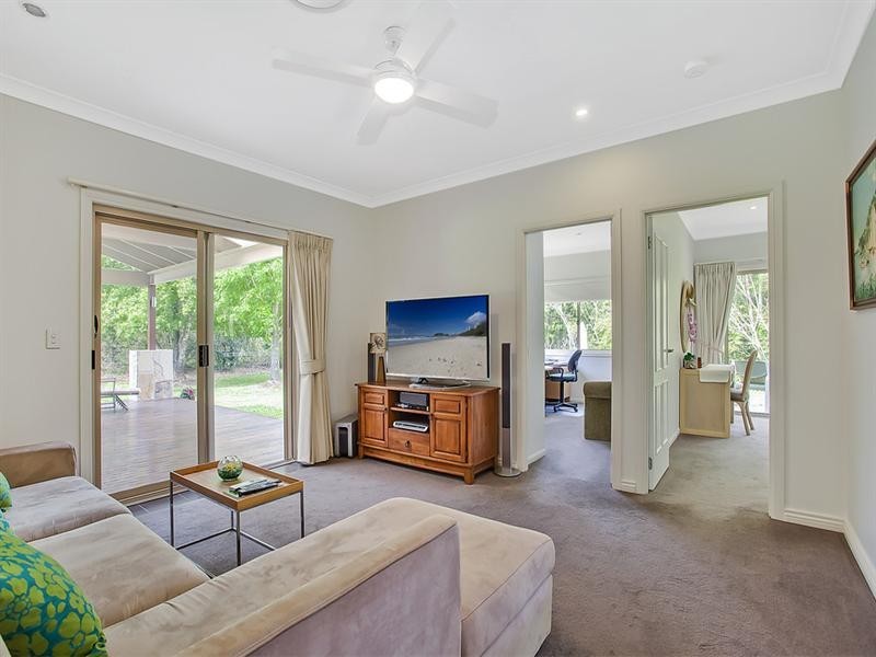 34 Gibsonville Street, Tallebudgera Valley QLD 4228