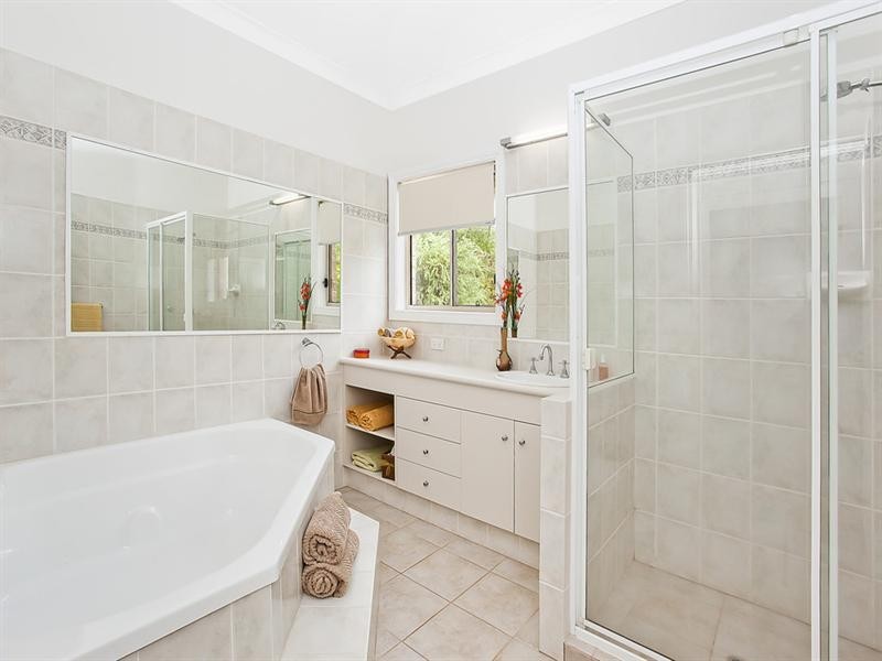 34 Gibsonville Street, Tallebudgera Valley QLD 4228