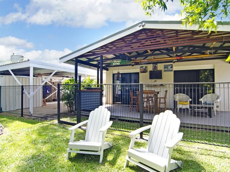 U1 and U2/21 Farrell Drive, Tugun QLD 4224