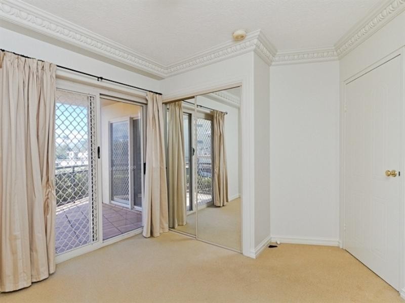 3/311 Golden Four Drive, Bilinga QLD 4225