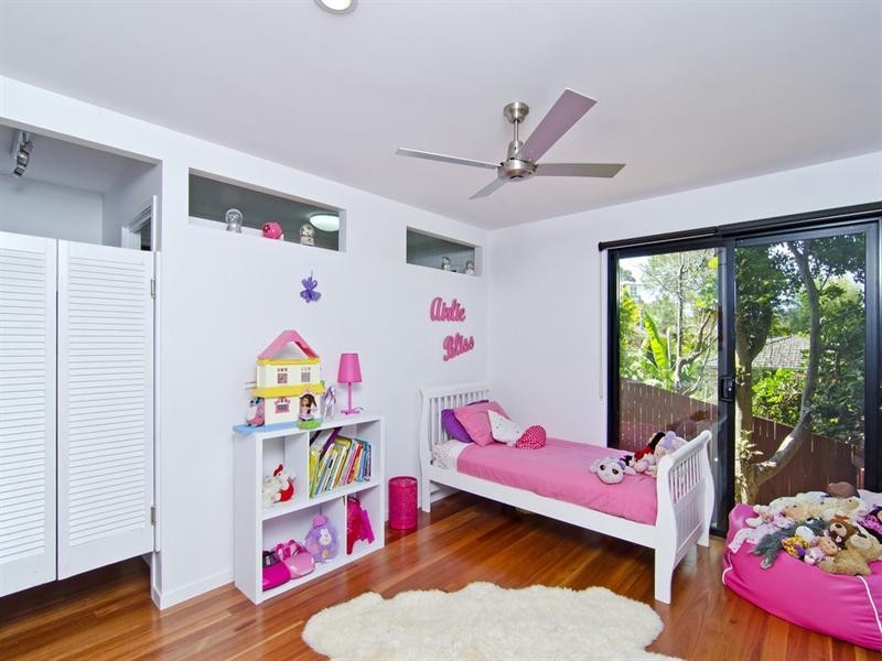 10 Nangana Street, Tugun QLD 4224