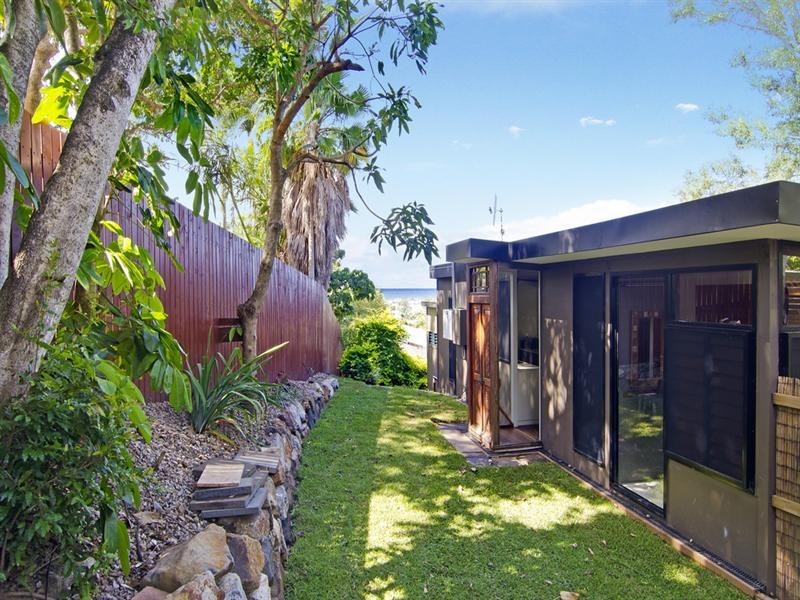 10 Nangana Street, Tugun QLD 4224