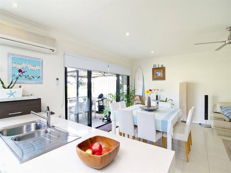 24/2 Inland Drive, Tugun QLD 4224