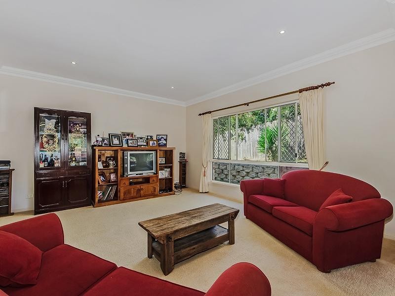 56 Dungogie Drive, Tallebudgera QLD 4228