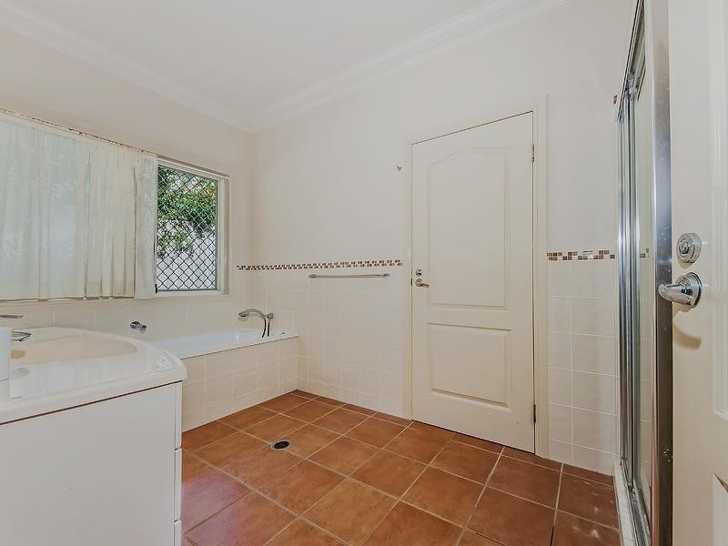 56 Dungogie Drive, Tallebudgera QLD 4228