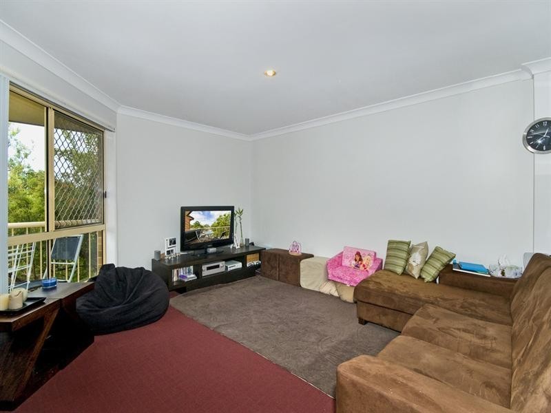 2/2 Simpsons Road, Currumbin Waters QLD 4223