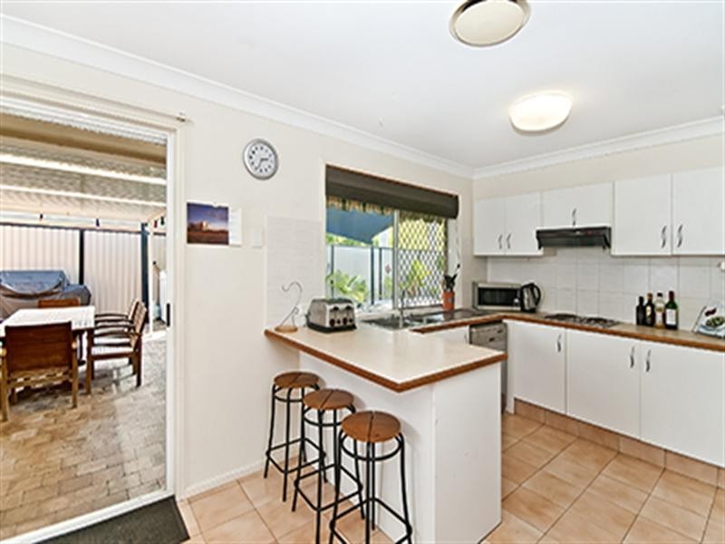 188 K P McGrath, Elanora QLD 4221