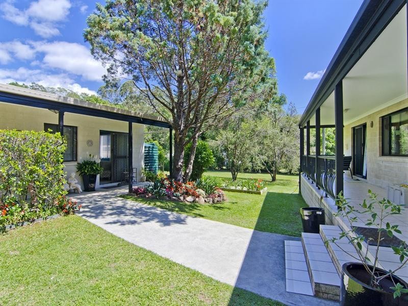 8-10 Camphorlaurel Court, Tallebudgera Valley QLD 4228