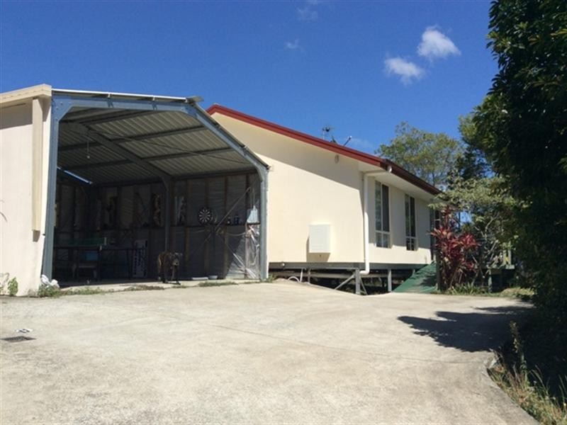 11 Dinjirra Court, Tugun QLD 4224