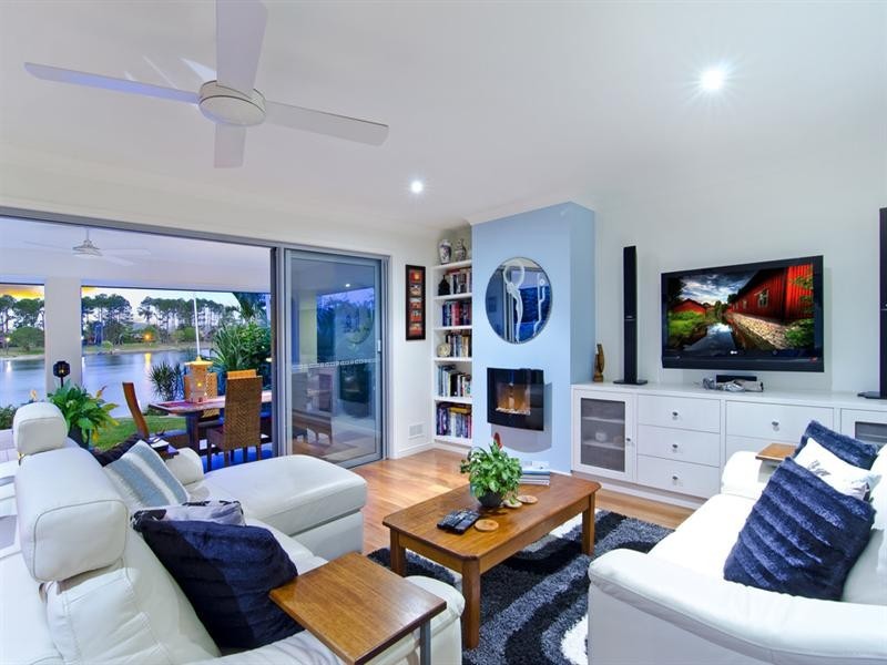 75 Murtha Drive, Elanora QLD 4221