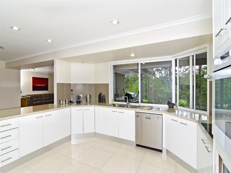 40 Buckingham Way, Elanora QLD 4221