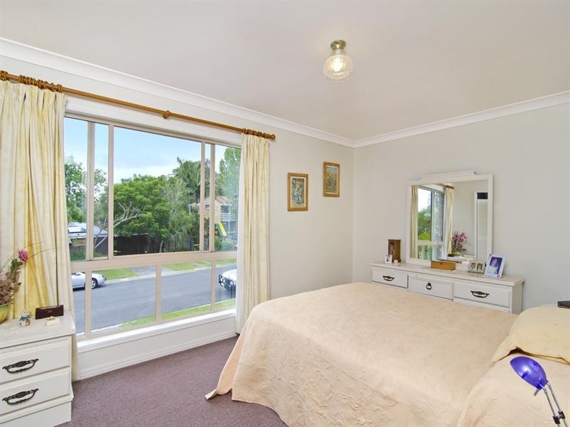 37 Bob Barnard Drive, Tugun QLD 4224