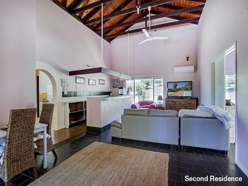 544 Tallebudgera Creek Road, Tallebudgera Valley QLD 4228