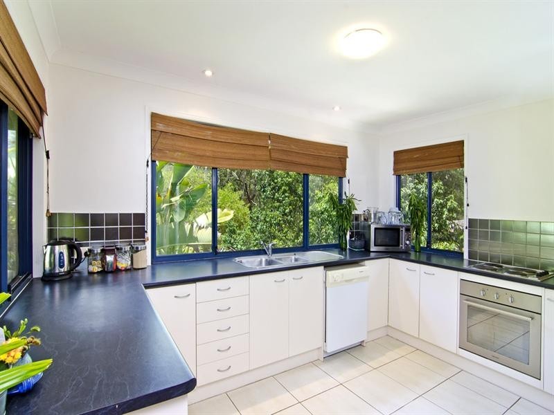 36 Leopard Avenue, Elanora QLD 4221