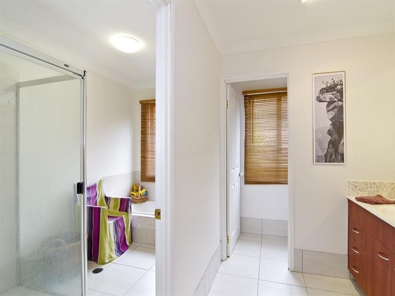 36 Leopard Avenue, Elanora QLD 4221