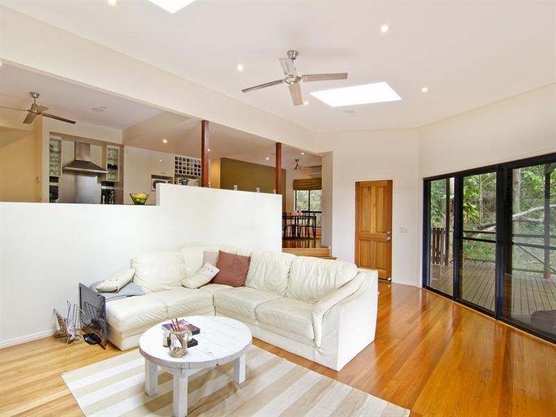 18 Fernleigh Court, Currumbin QLD 4223