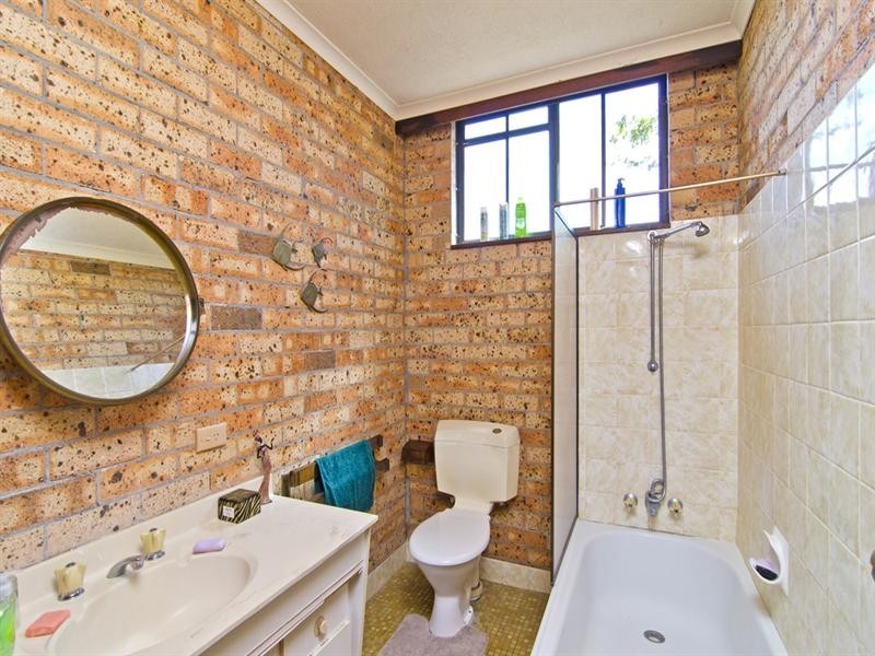 92 Illawarra Crescent, Tugun QLD 4224