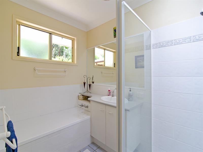 39 Luxton Court, Tallebudgera Valley QLD 4228