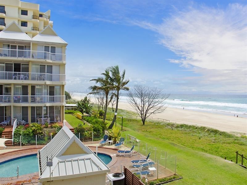 13/329 Golden Four Drive, Tugun QLD 4224