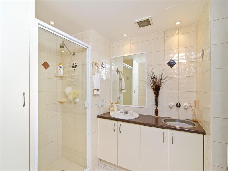 13/329 Golden Four Drive, Tugun QLD 4224