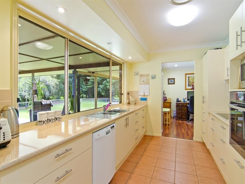 1012 Tallebudgera Creek Road, Tallebudgera Valley QLD 4228