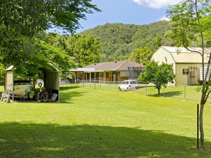 1012 Tallebudgera Creek Road, Tallebudgera Valley QLD 4228