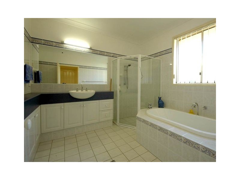 2/10 Teemangum Street, Tugun QLD 4224
