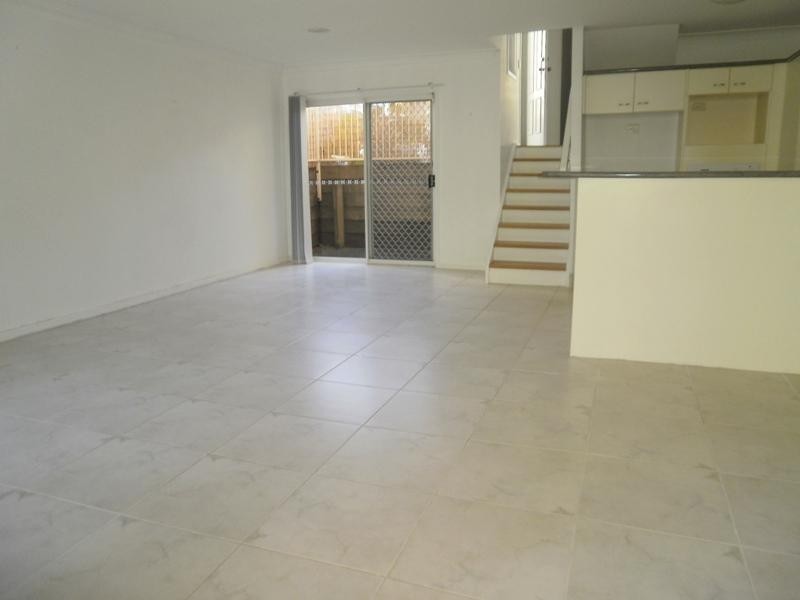 4/283 Nineteenth Avenue, Elanora QLD 4221