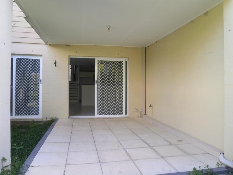 4/283 Nineteenth Avenue, Elanora QLD 4221