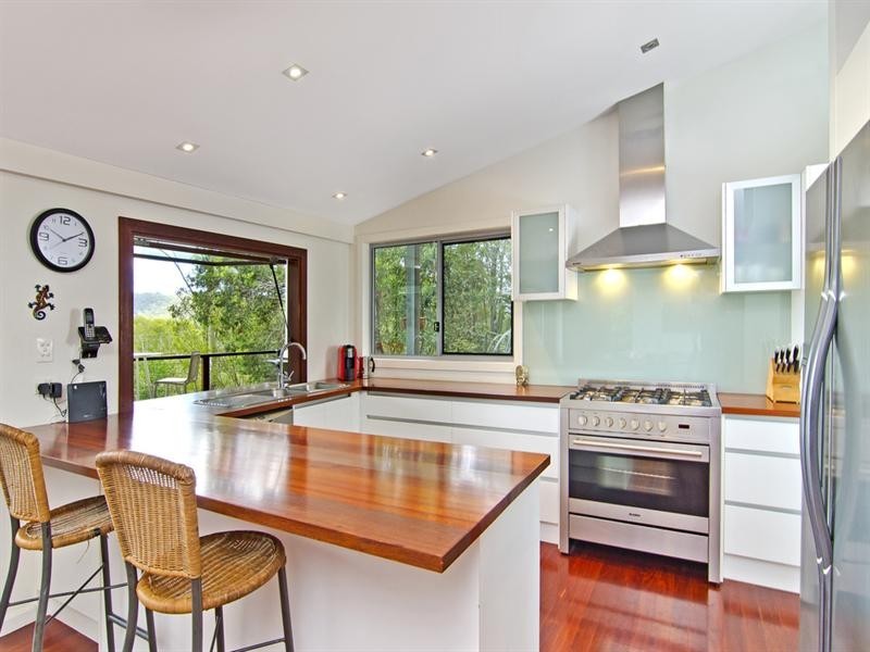 37 Coorabin Court, Tallebudgera QLD 4228