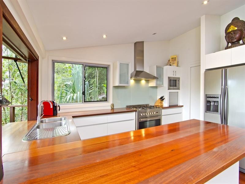 37 Coorabin Court, Tallebudgera QLD 4228