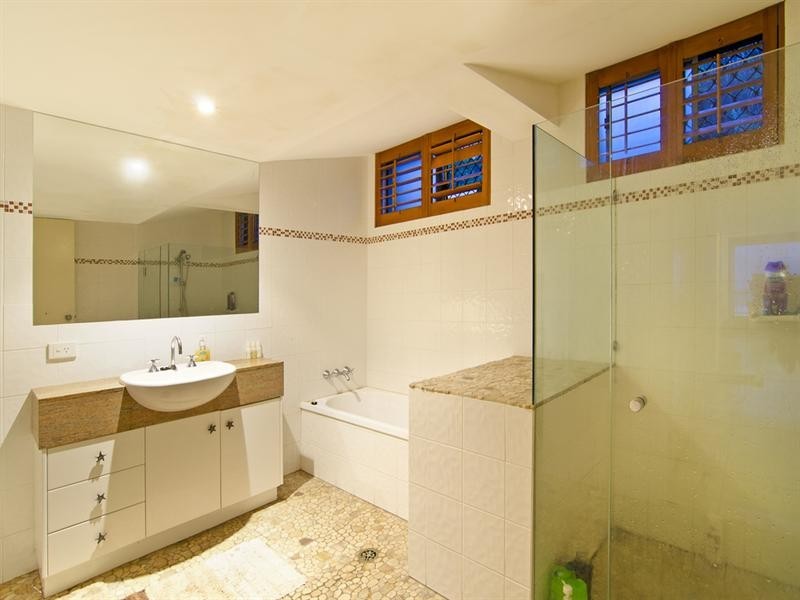 3/778 Pacific Parade, Currumbin QLD 4223