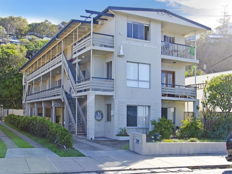 2/806 Pacific Parade, Currumbin QLD 4223