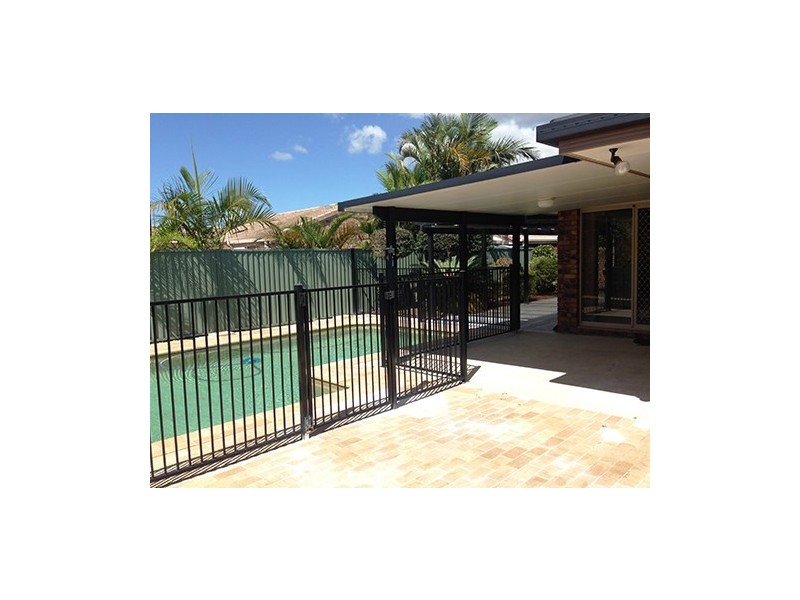 56 Bergamont Street, Elanora QLD 4221