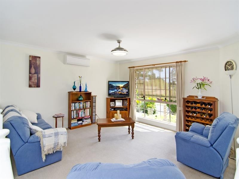 43 Saffron Street, Elanora QLD 4221