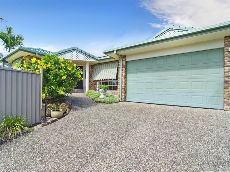 43 Saffron Street, Elanora QLD 4221