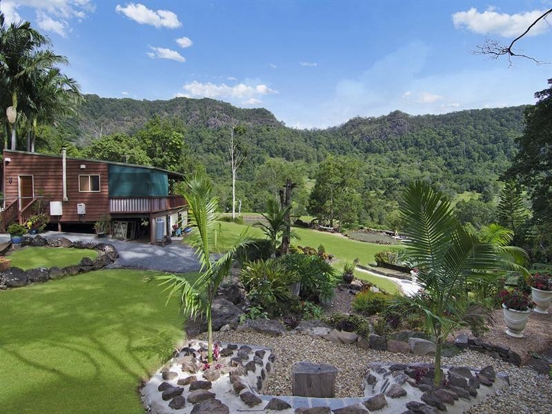 372 Petsch Creek Road, Tallebudgera Valley QLD 4228