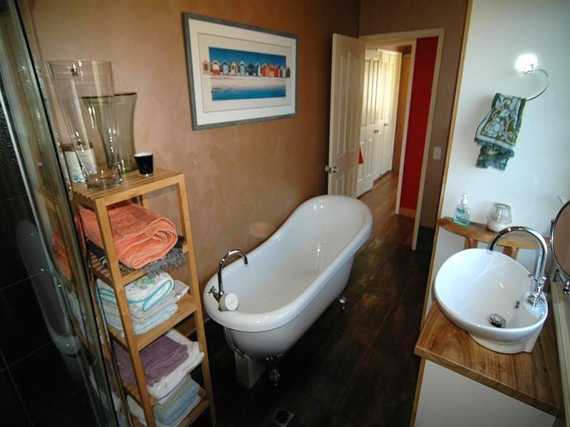 12 Creek Way, Currumbin Valley QLD 4223