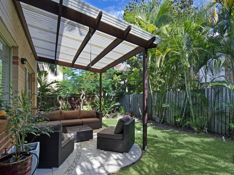 1/9 Kingia Court, Burleigh Heads QLD 4220