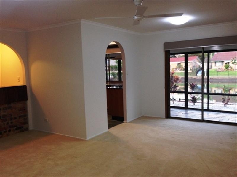 15 Westari Court, Currumbin Waters QLD 4223