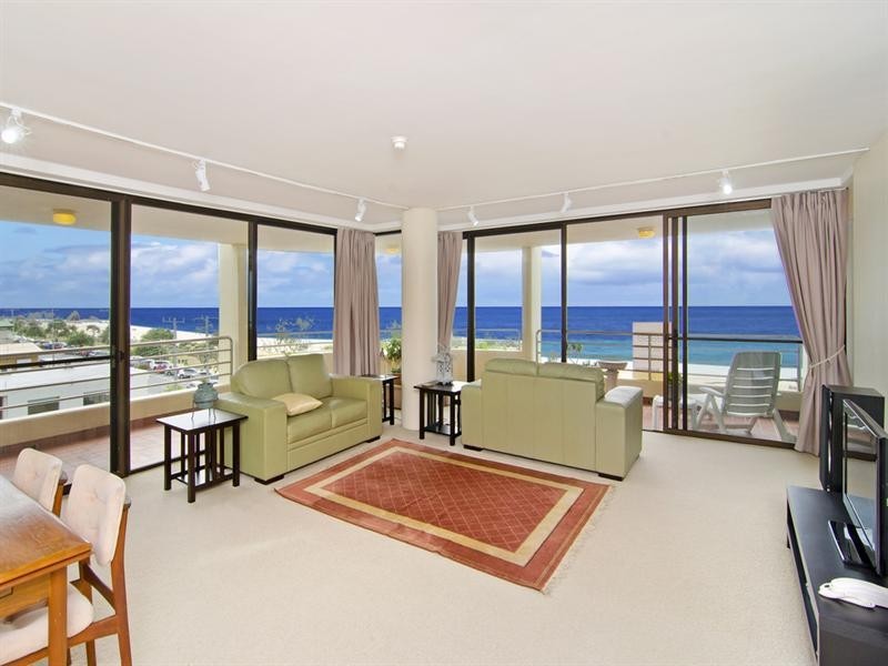 2/794 Pacific Parade, Currumbin QLD 4223