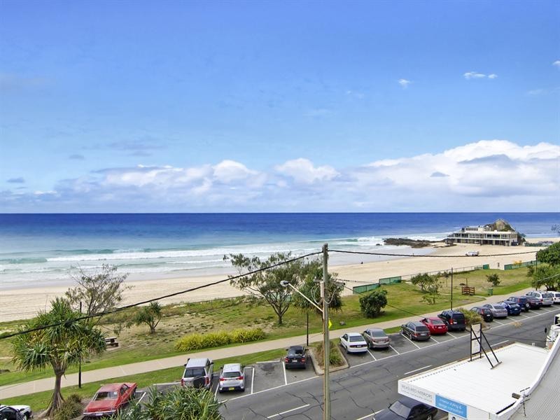 2/794 Pacific Parade, Currumbin QLD 4223