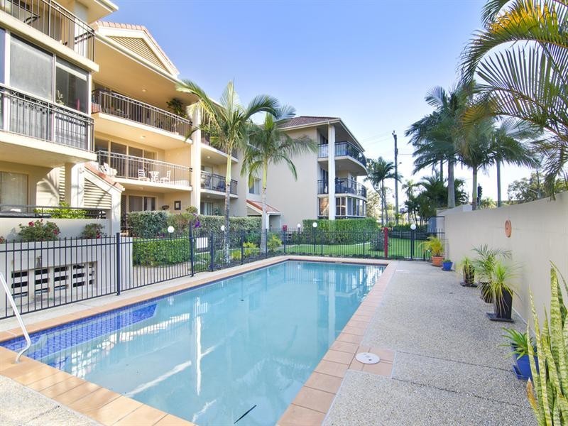 13/1040 Gold Coast Highway, Palm Beach QLD 4221