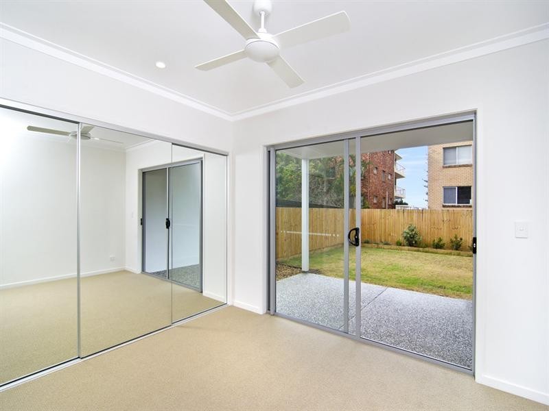 2/161 Golden Four Drive, Bilinga QLD 4225