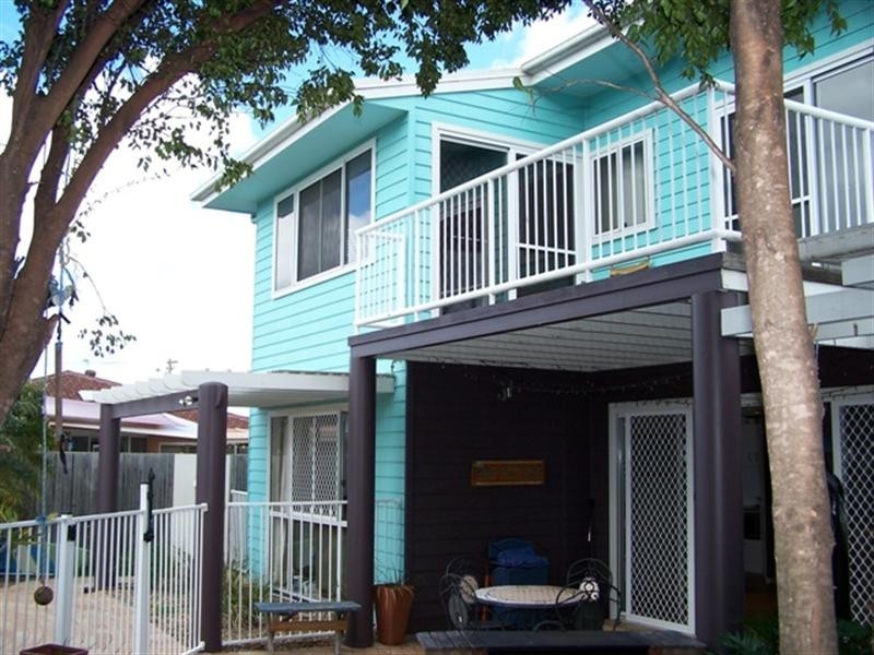32 Fourteenth Avenue, Palm Beach QLD 4221