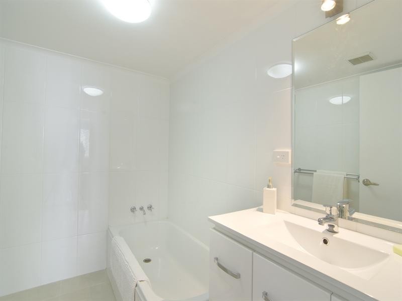 4/363 Golden Four Drive, Tugun QLD 4224