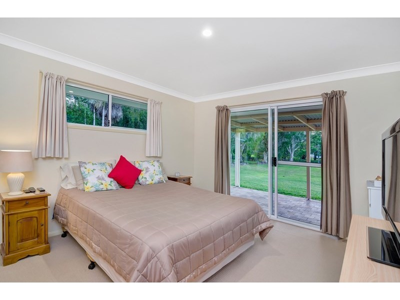 74 Coorabin Court, Tallebudgera QLD 4228